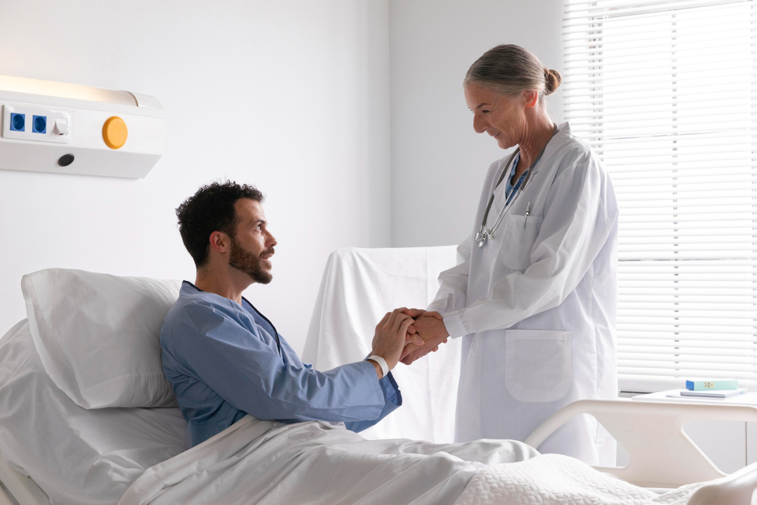 En este momento estás viendo ¿Qué Cubre Un Seguro de Gastos Médicos Mayores en México y Cómo Elegirlo?